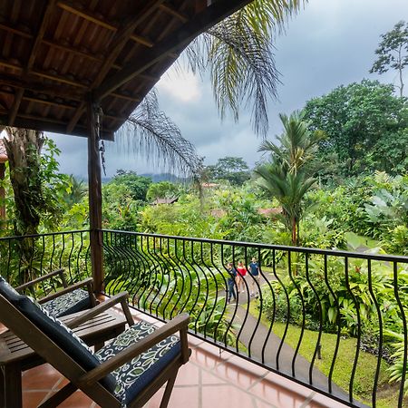 Casa Luna Hotel & Spa La Fortuna Exterior photo